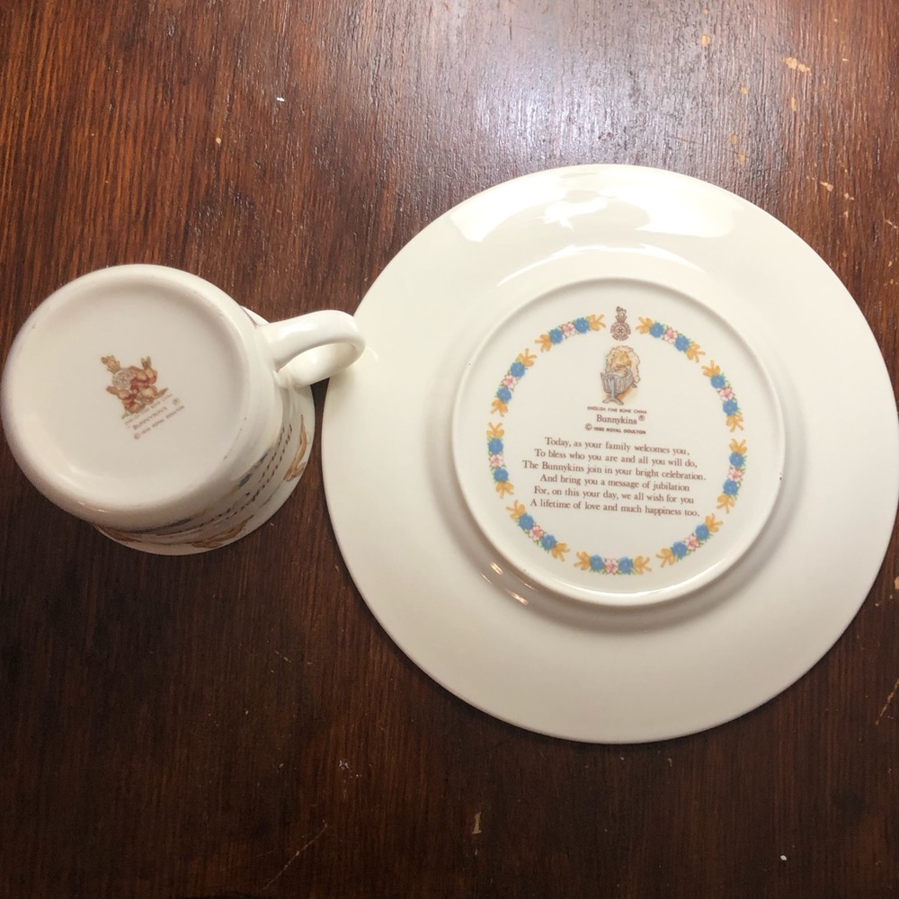 Royal Doulton Bunnykins ‘Celebrate Your Christening' Child Plate and Cup Set new - Picture 5 of 5